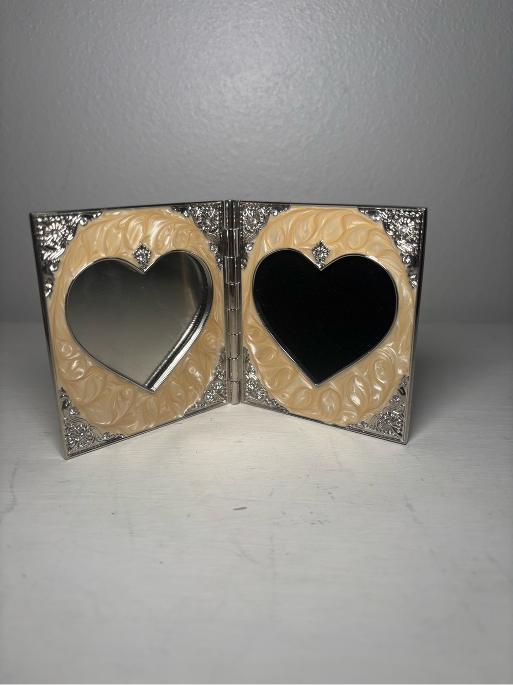 Vtg Things Remembered Double Heart mirror pic frame w/Swarovski Crystals